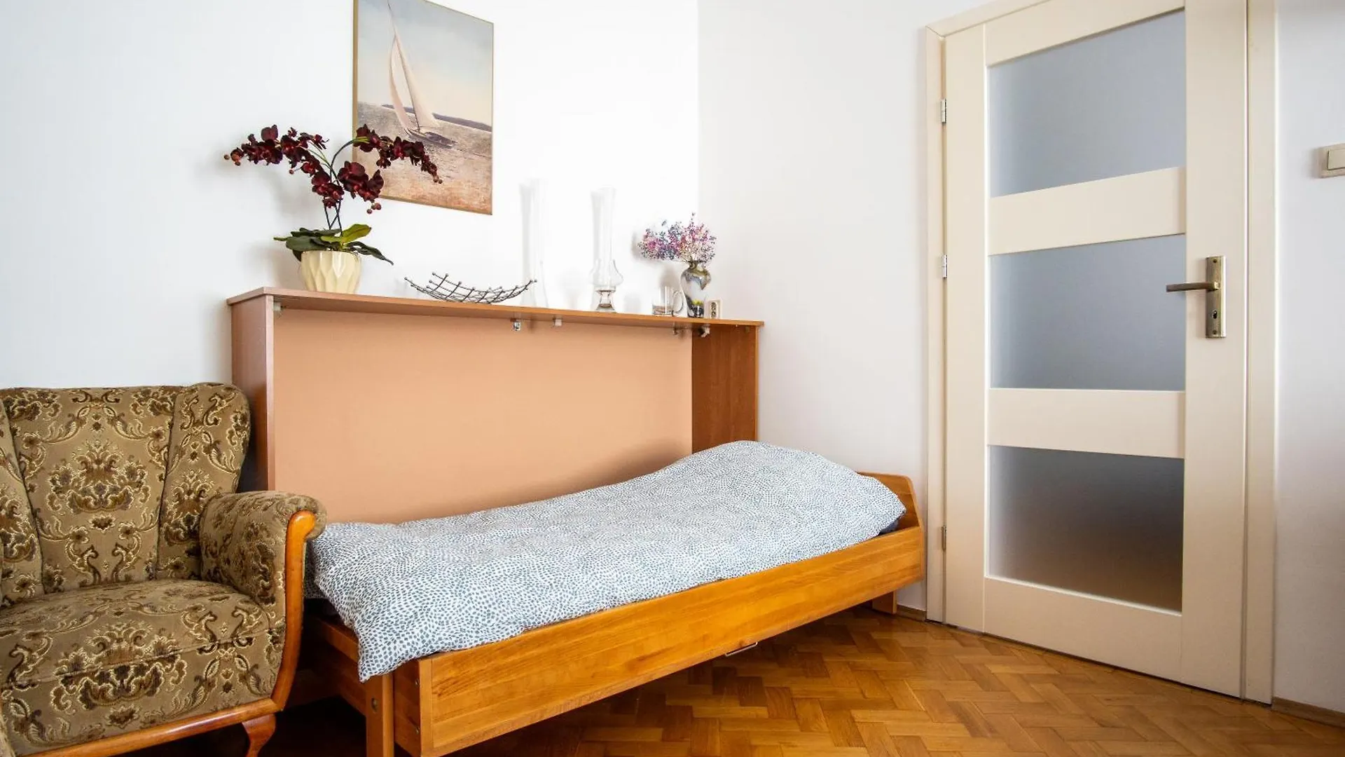 Plac Zbawiciela Spacious Apartments - Top Location, Metro 200M, 53M2 - By Rentujemy Warsaw Poland